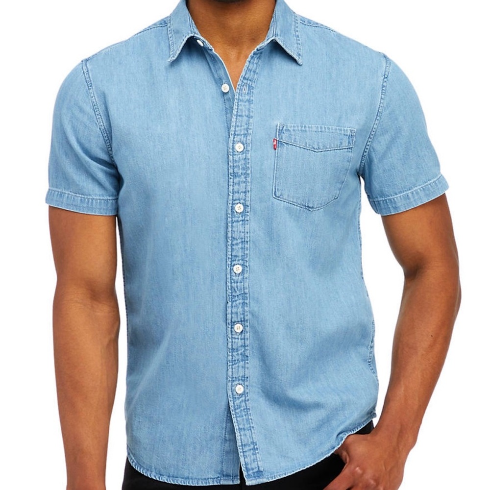 Levi’s Short Sleeve Classic Standard Fit Shirt, size XL